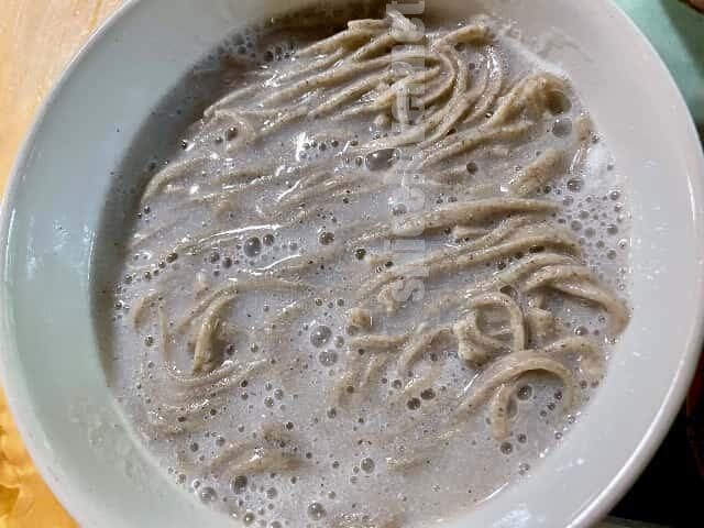 釜あげ蕎麦のアップ