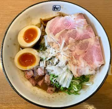 特選まぜめん1130円・太麺50円