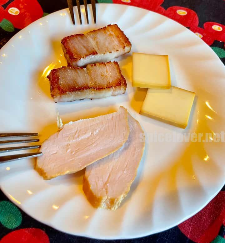 試食　ベーコン・スモークチキン・スモークチーズ
