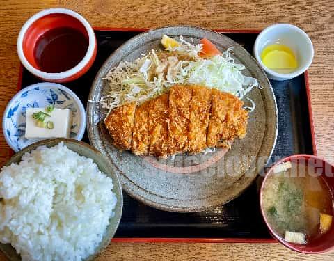 石見ポークカツ定食　1080円